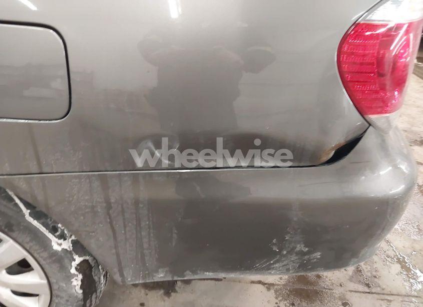 Photo 13 of 2005 Toyota Camry LE (VIN 4T1BE30K15U640131)