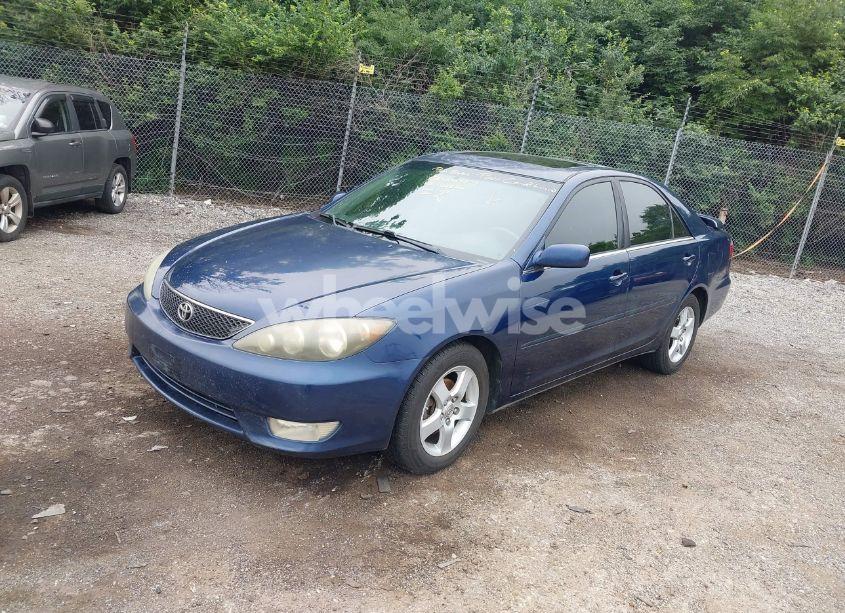 Photo 2 of 2006 Toyota Camry SE (VIN 4T1BE30K16U136826)