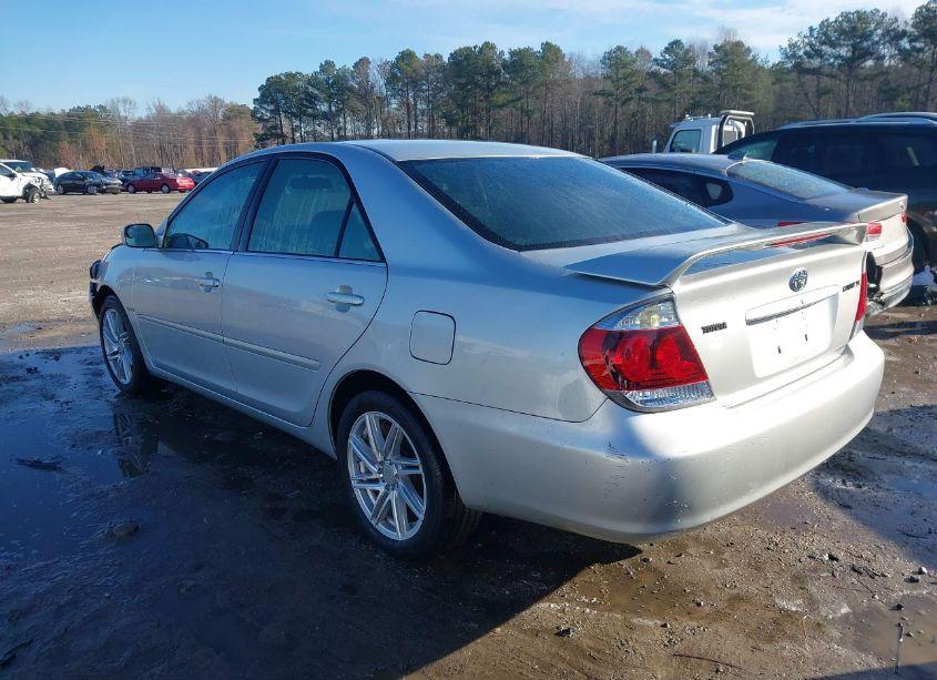 Photo 3 of 2006 Toyota Camry SE (VIN 4T1BE30K16U711331)