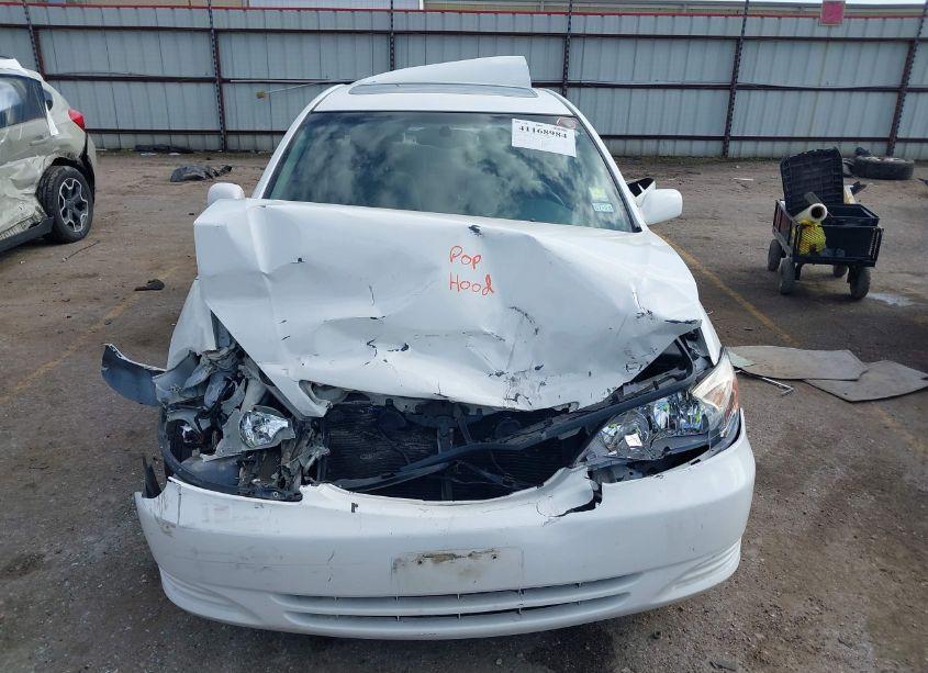 Photo 12 of 2002 Toyota Camry LE (VIN 4T1BE30K22U007813)