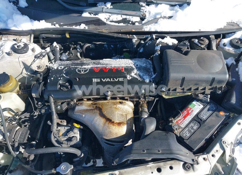 Photo 10 of 2002 Toyota Camry XLE (VIN 4T1BE30K22U058597)