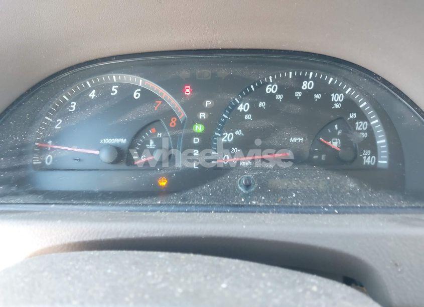 Photo 7 of 2002 Toyota Camry XLE (VIN 4T1BE30K22U058597)
