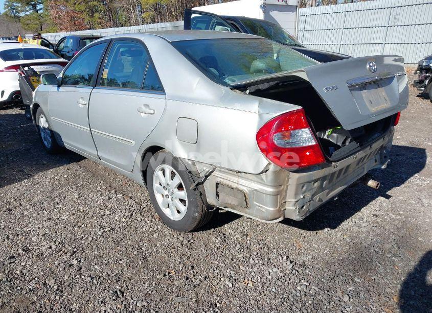 Photo 3 of 2002 Toyota Camry XLE (VIN 4T1BE30K22U579352)
