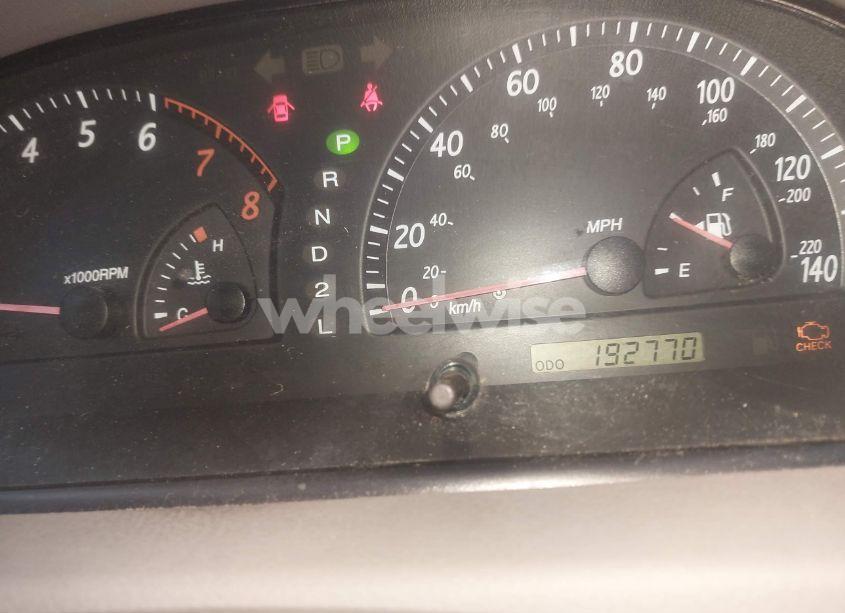 Photo 7 of 2003 Toyota Camry XLE (VIN 4T1BE30K23U204496)