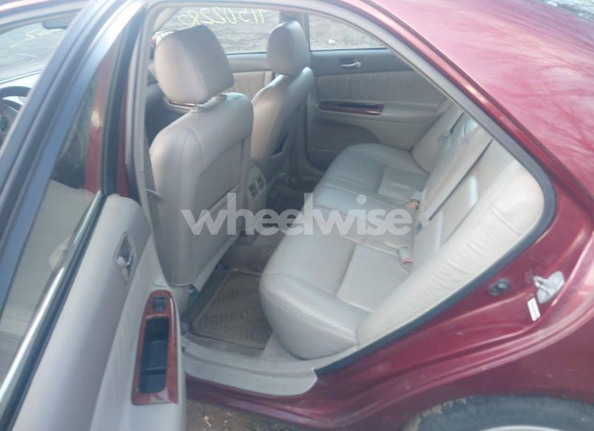 Photo 8 of 2003 Toyota Camry XLE (VIN 4T1BE30K23U204496)