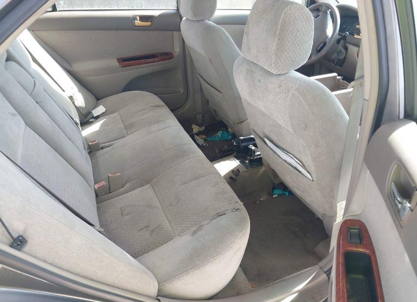 Photo 8 of 2003 Toyota Camry XLE (VIN 4T1BE30K23U661616)