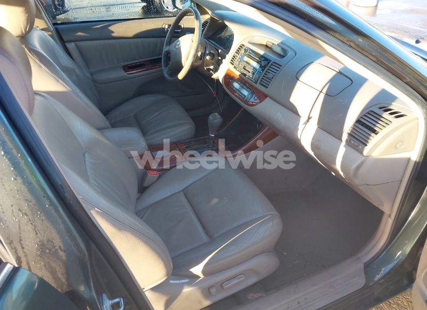 Photo 5 of 2003 Toyota Camry XLE (VIN 4T1BE30K23U735519)