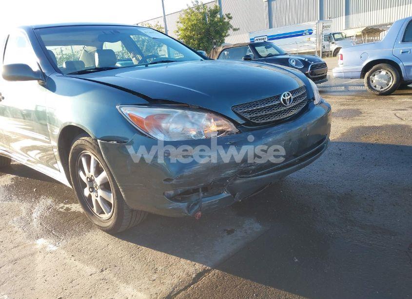 Photo 6 of 2003 Toyota Camry XLE (VIN 4T1BE30K23U735519)