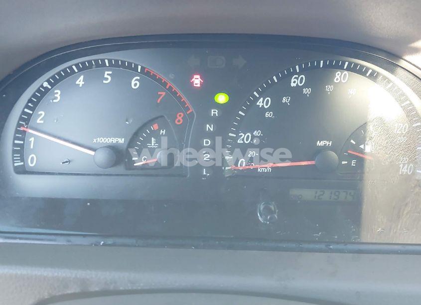 Photo 7 of 2003 Toyota Camry XLE (VIN 4T1BE30K23U735519)