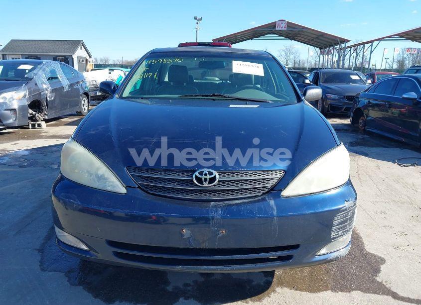 Photo 12 of 2004 Toyota Camry XLE (VIN 4T1BE30K24U303207)