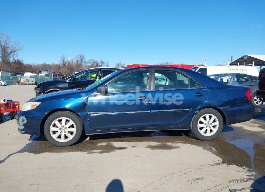 Photo 14 of 2004 Toyota Camry XLE (VIN 4T1BE30K24U303207)