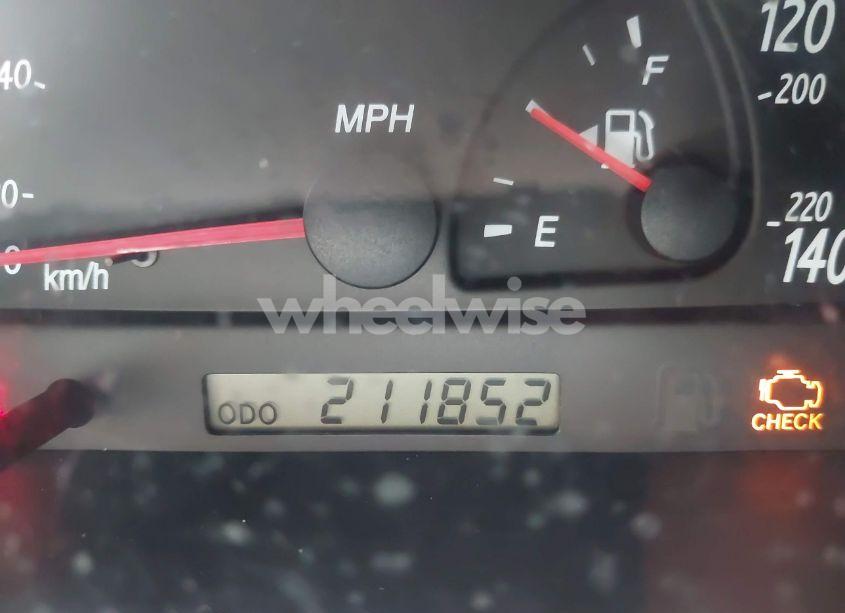 Photo 7 of 2004 Toyota Camry XLE (VIN 4T1BE30K24U822497)