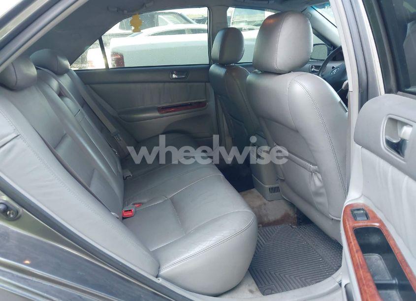 Photo 8 of 2004 Toyota Camry XLE (VIN 4T1BE30K24U822497)