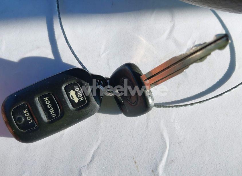 Photo 11 of 2005 Toyota Camry LE (VIN 4T1BE30K25U029718)