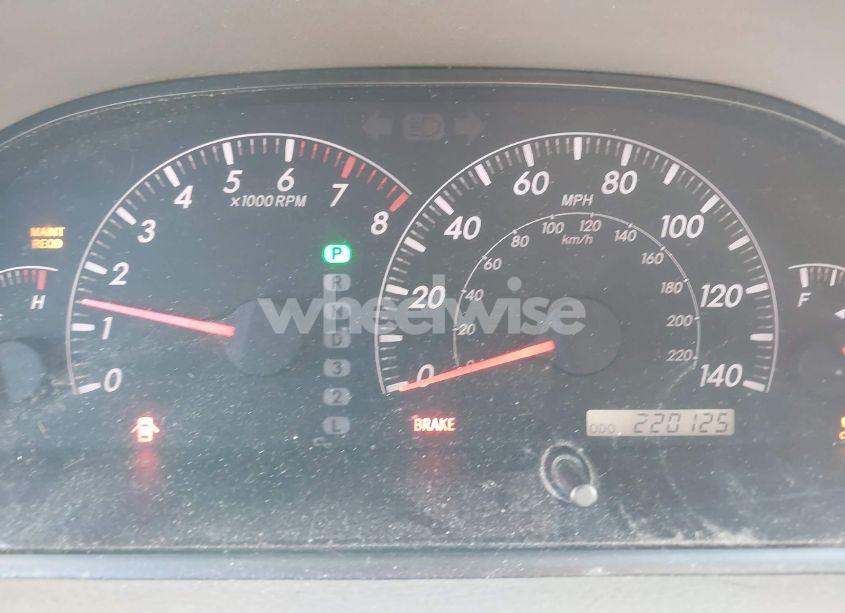 Photo 7 of 2005 Toyota Camry LE (VIN 4T1BE30K25U029718)