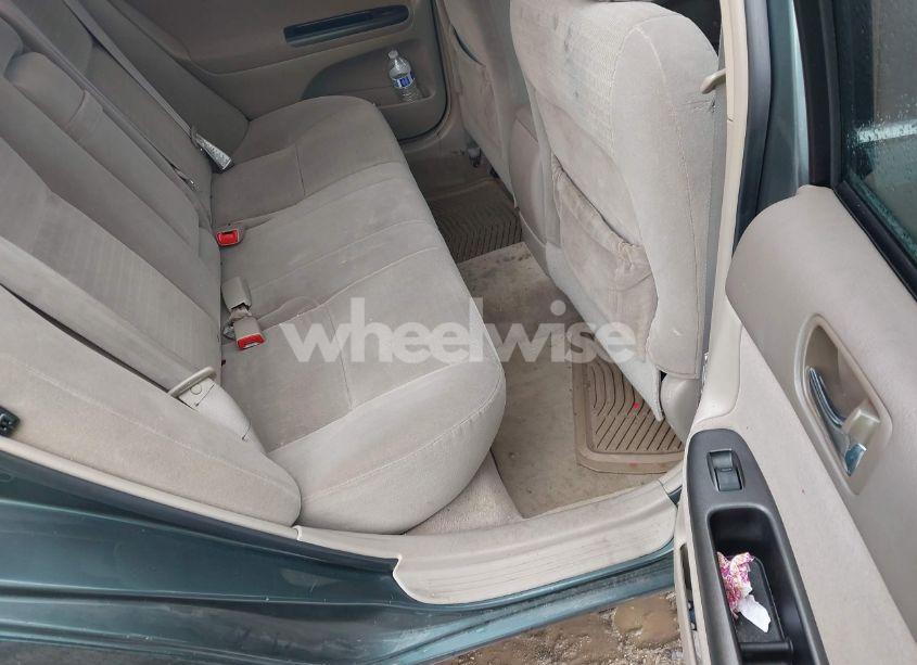 Photo 8 of 2005 Toyota Camry LE (VIN 4T1BE30K25U042288)