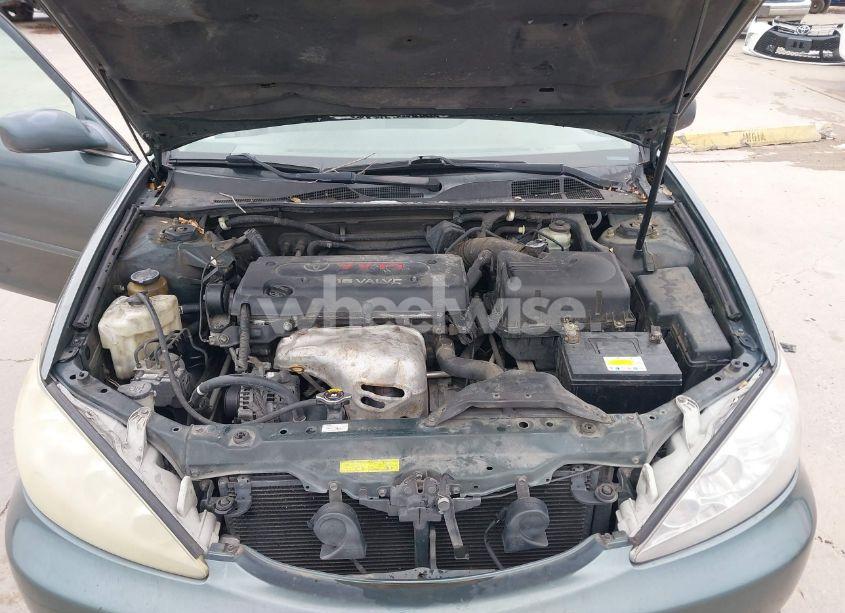Photo 10 of 2005 Toyota Camry LE (VIN 4T1BE30K25U046471)