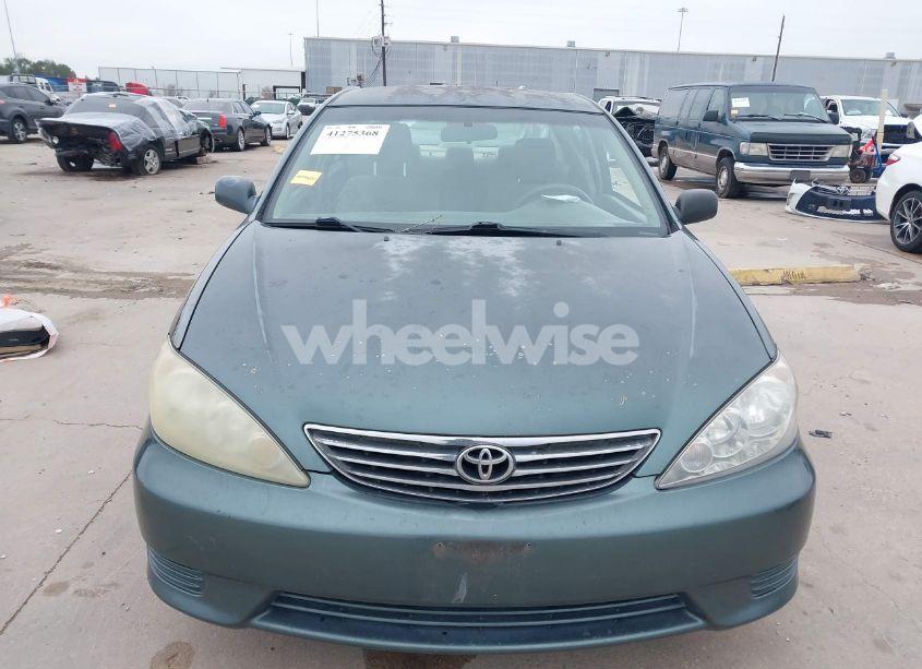 Photo 12 of 2005 Toyota Camry LE (VIN 4T1BE30K25U046471)