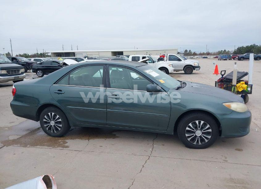 Photo 13 of 2005 Toyota Camry LE (VIN 4T1BE30K25U046471)