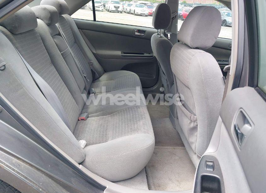 Photo 8 of 2005 Toyota Camry LE (VIN 4T1BE30K25U605811)
