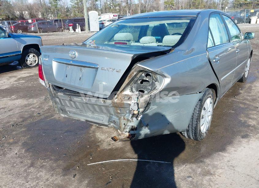 Photo 6 of 2005 Toyota Camry LE (VIN 4T1BE30K25U941233)