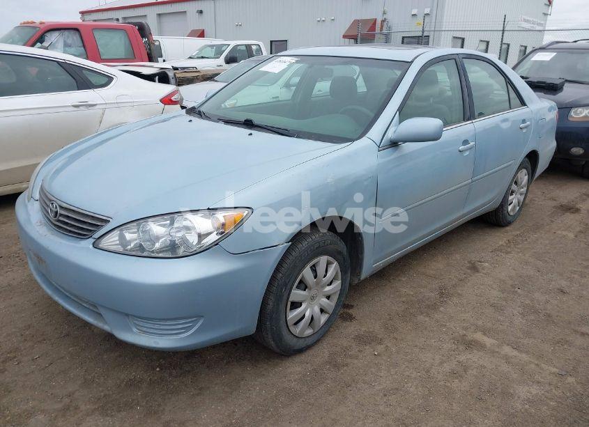 Photo 2 of 2006 Toyota Camry LE (VIN 4T1BE30K26U681322)