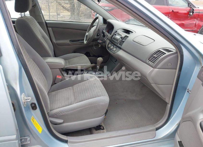 Photo 5 of 2006 Toyota Camry LE (VIN 4T1BE30K26U681322)