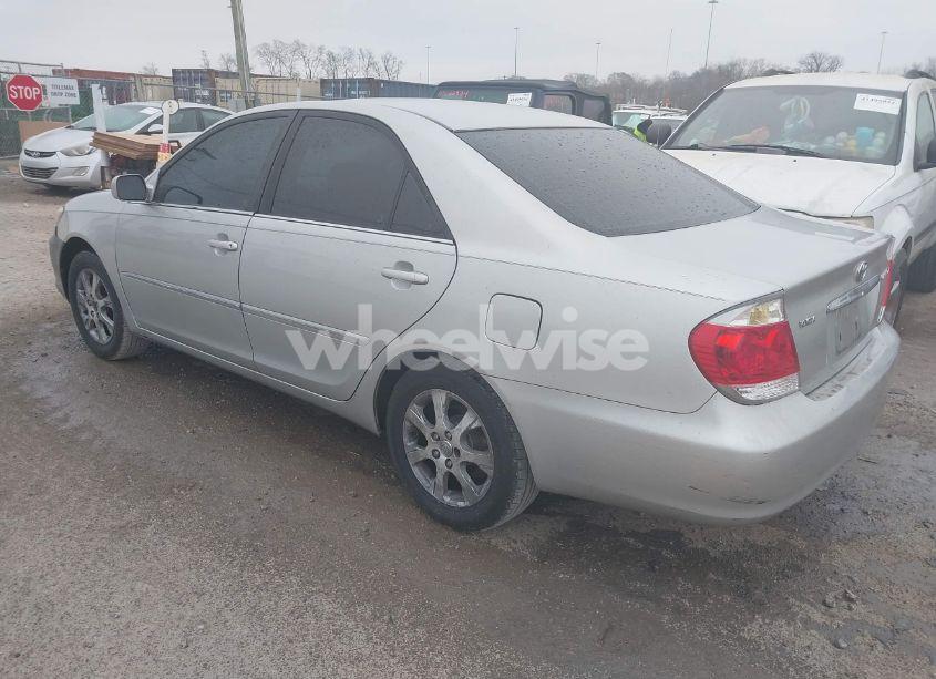 Photo 3 of 2006 Toyota Camry XLE (VIN 4T1BE30K26U689016)