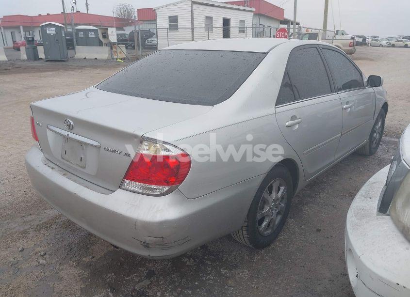 Photo 4 of 2006 Toyota Camry XLE (VIN 4T1BE30K26U689016)