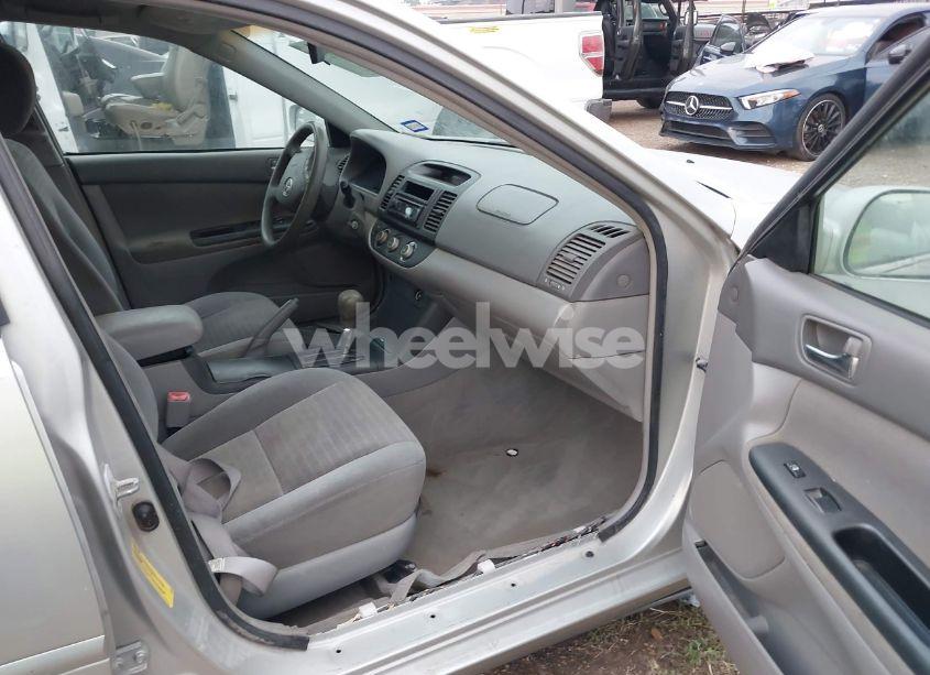 Photo 5 of 2006 Toyota Camry LE (VIN 4T1BE30K26U731801)