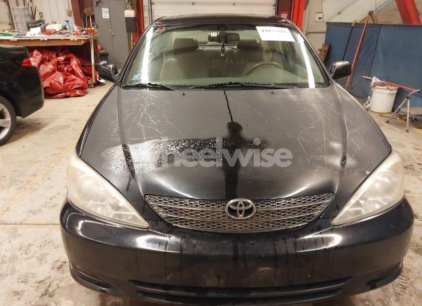 Photo 6 of 2002 Toyota Camry XLE (VIN 4T1BE30K32U015449)
