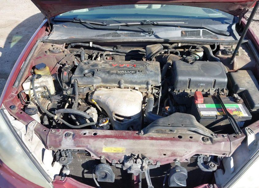 Photo 10 of 2002 Toyota Camry LE (VIN 4T1BE30K32U101585)