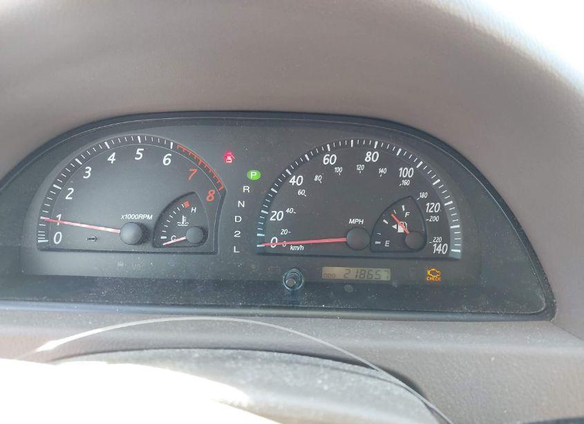 Photo 7 of 2002 Toyota Camry LE (VIN 4T1BE30K32U101585)