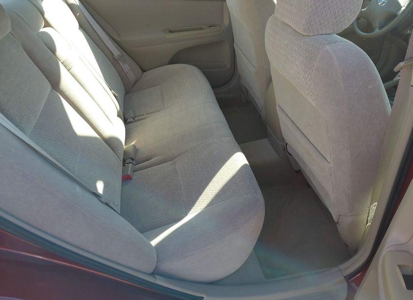Photo 8 of 2002 Toyota Camry LE (VIN 4T1BE30K32U101585)