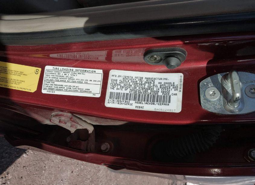 Photo 9 of 2002 Toyota Camry LE (VIN 4T1BE30K32U101585)