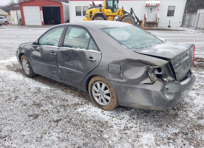 Photo 3 of 2002 Toyota Camry XLE (VIN 4T1BE30K32U574502)