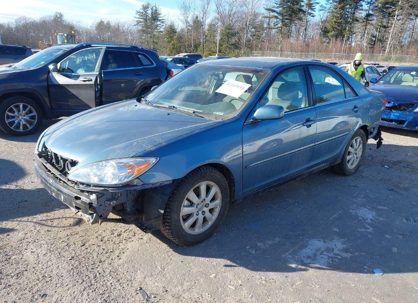 Photo 2 of 2002 Toyota Camry XLE (VIN 4T1BE30K32U604520)