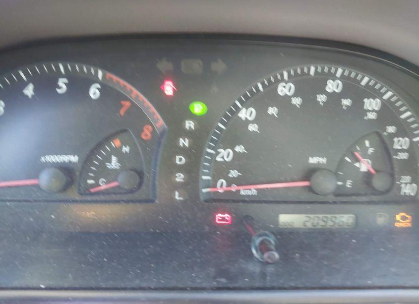 Photo 7 of 2002 Toyota Camry XLE (VIN 4T1BE30K32U604520)