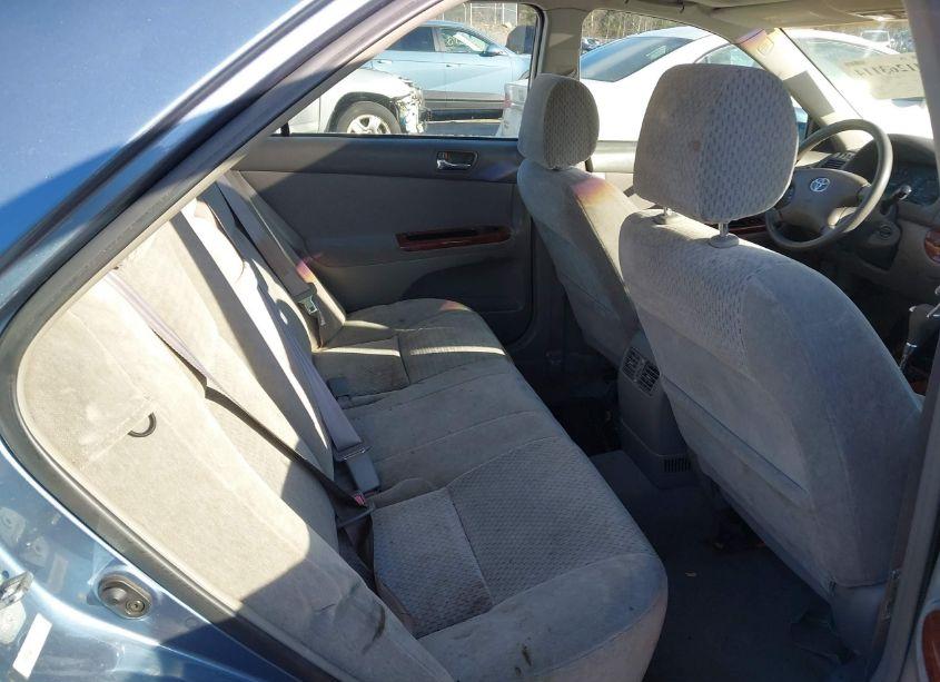 Photo 8 of 2002 Toyota Camry XLE (VIN 4T1BE30K32U604520)