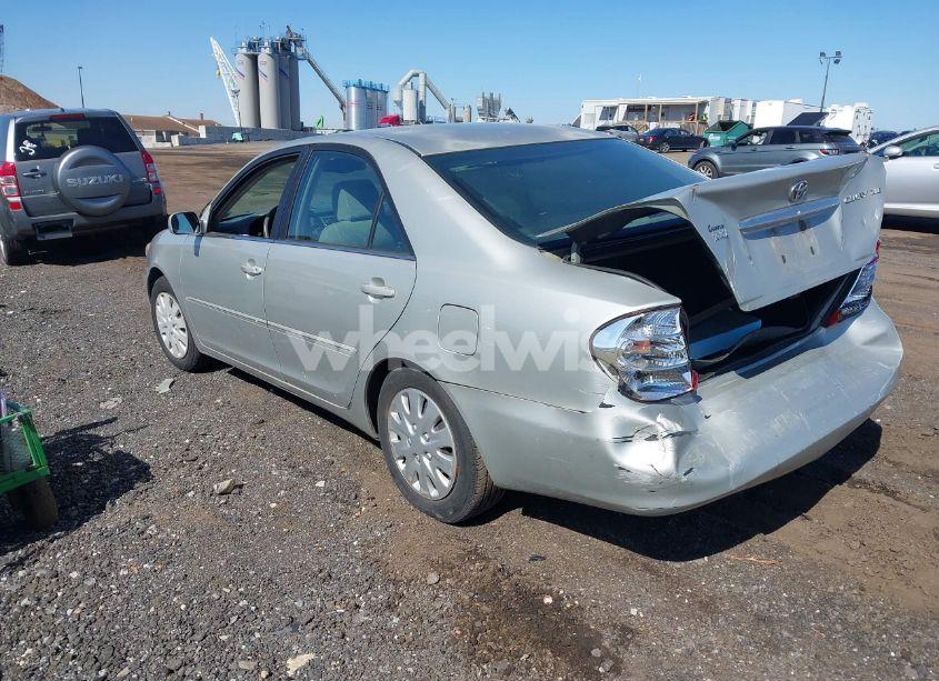 Photo 3 of 2002 Toyota Camry XLE (VIN 4T1BE30K32U623407)