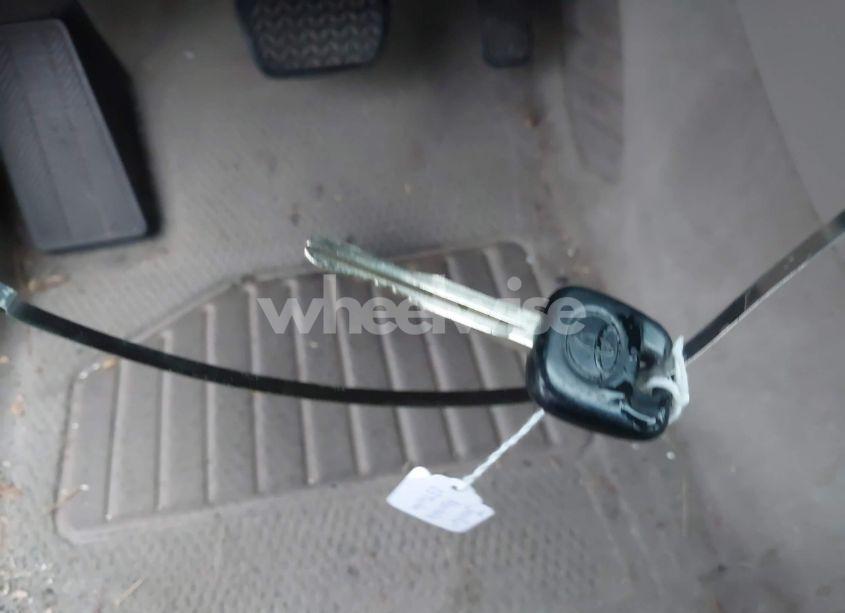 Photo 11 of 2003 Toyota Camry LE (VIN 4T1BE30K33U193248)