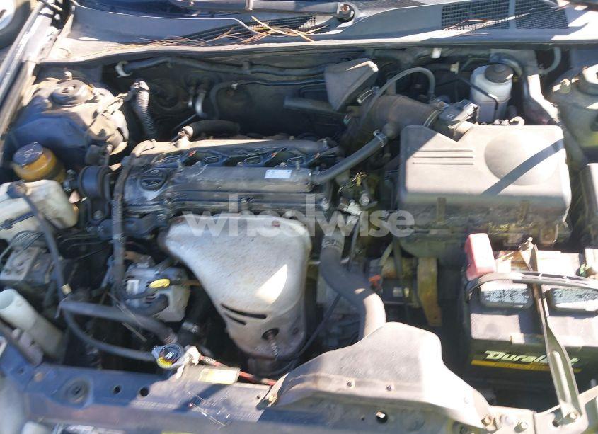 Photo 10 of 2003 Toyota Camry XLE (VIN 4T1BE30K33U222733)