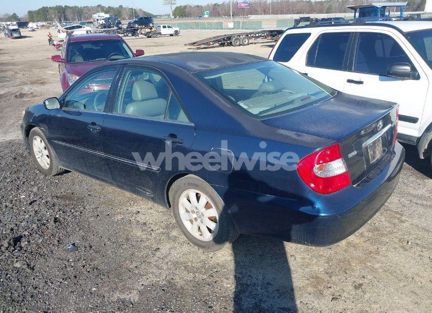 Photo 3 of 2003 Toyota Camry XLE (VIN 4T1BE30K33U222733)