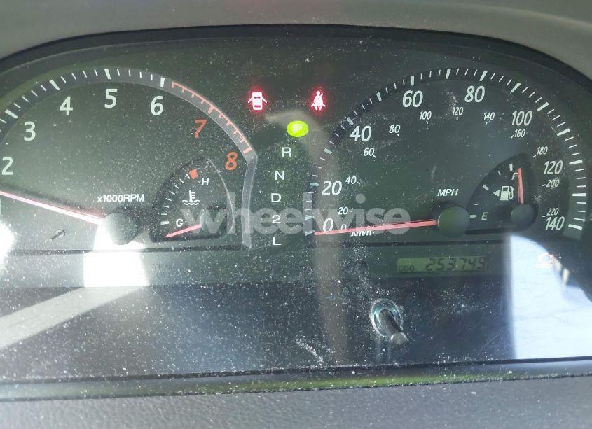 Photo 7 of 2003 Toyota Camry XLE (VIN 4T1BE30K33U222733)