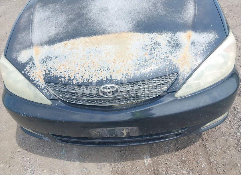 Photo 6 of 2003 Toyota Camry XLE (VIN 4T1BE30K33U243758)