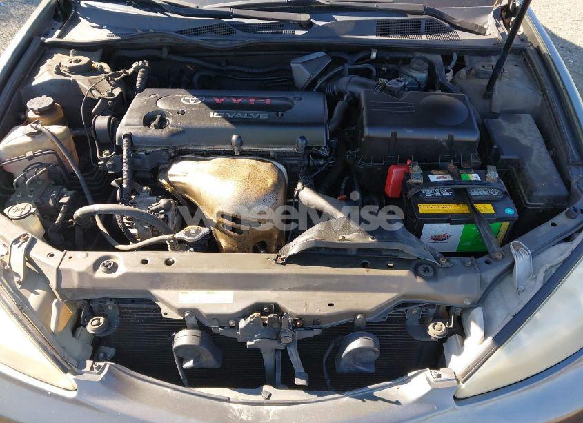 Photo 10 of 2003 Toyota Camry XLE (VIN 4T1BE30K33U645912)