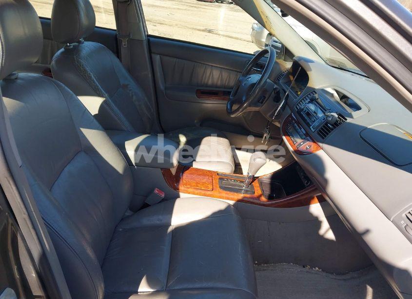 Photo 5 of 2003 Toyota Camry XLE (VIN 4T1BE30K33U645912)