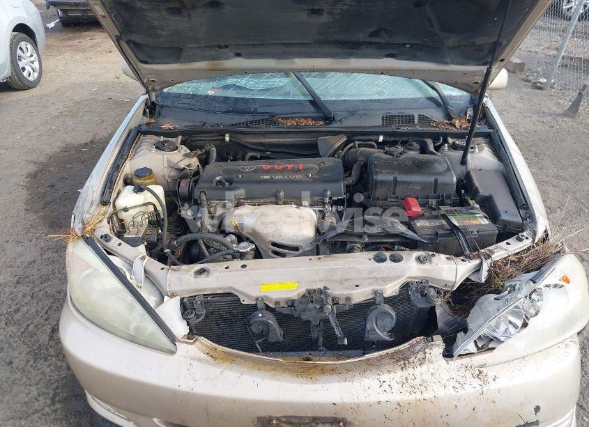 Photo 10 of 2003 Toyota Camry LE (VIN 4T1BE30K33U672365)