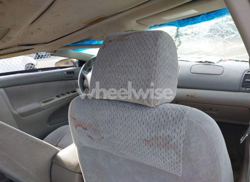 Photo 12 of 2003 Toyota Camry LE (VIN 4T1BE30K33U672365)