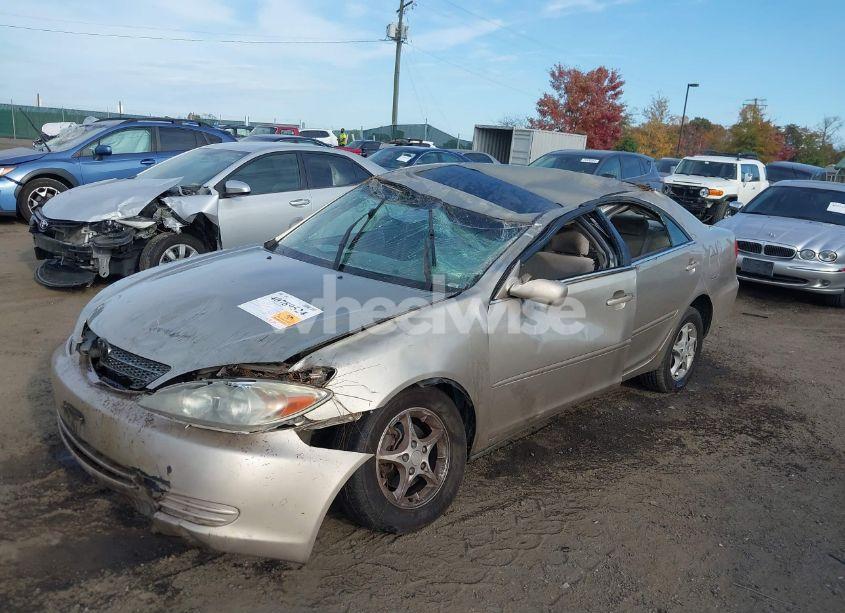 Photo 6 of 2003 Toyota Camry LE (VIN 4T1BE30K33U672365)
